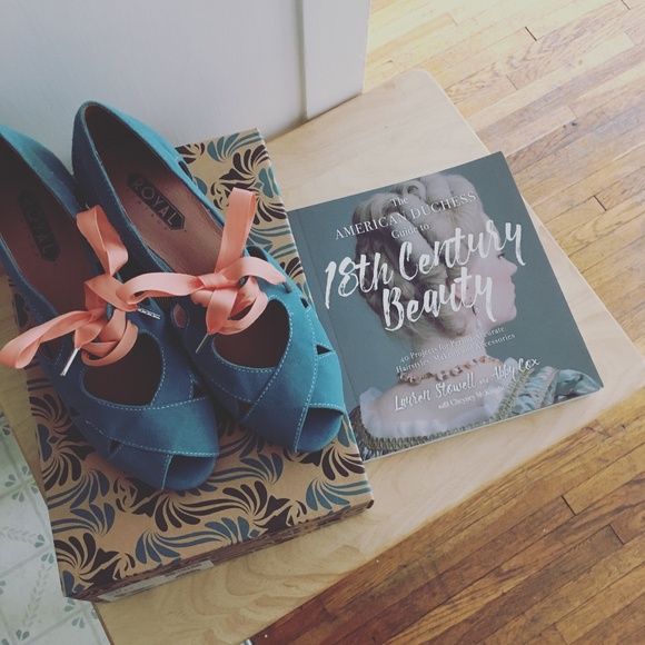 Last Chance! Cora 1940s suede sandals are on sale for $99  American Duchess/Royal Vintage Cora Sandal
